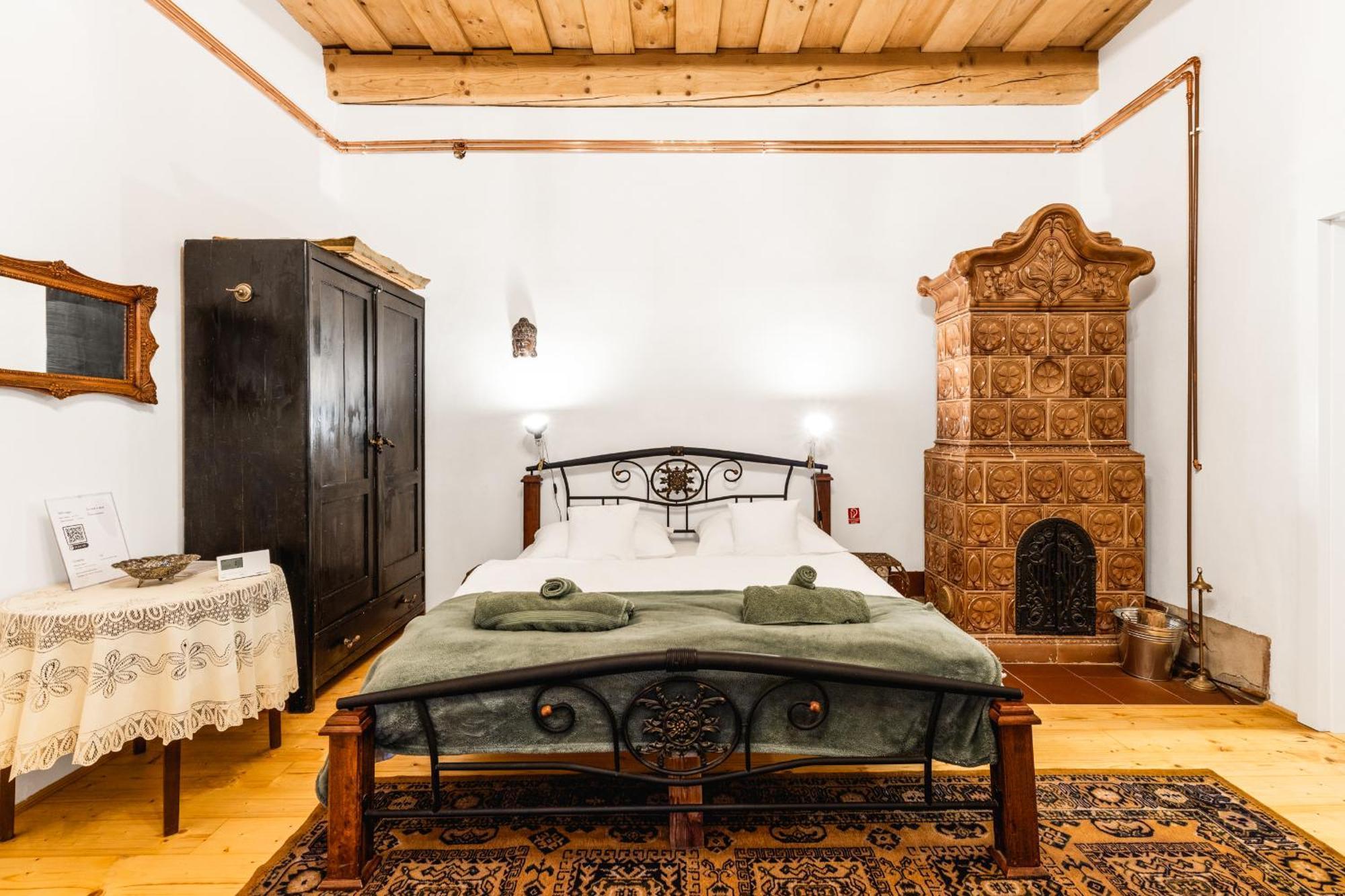 Sovi Dom- Historicke Apartmany Z 19 Storocia, 4Km Od Banskej Stiavnice Svätý Anton Εξωτερικό φωτογραφία
