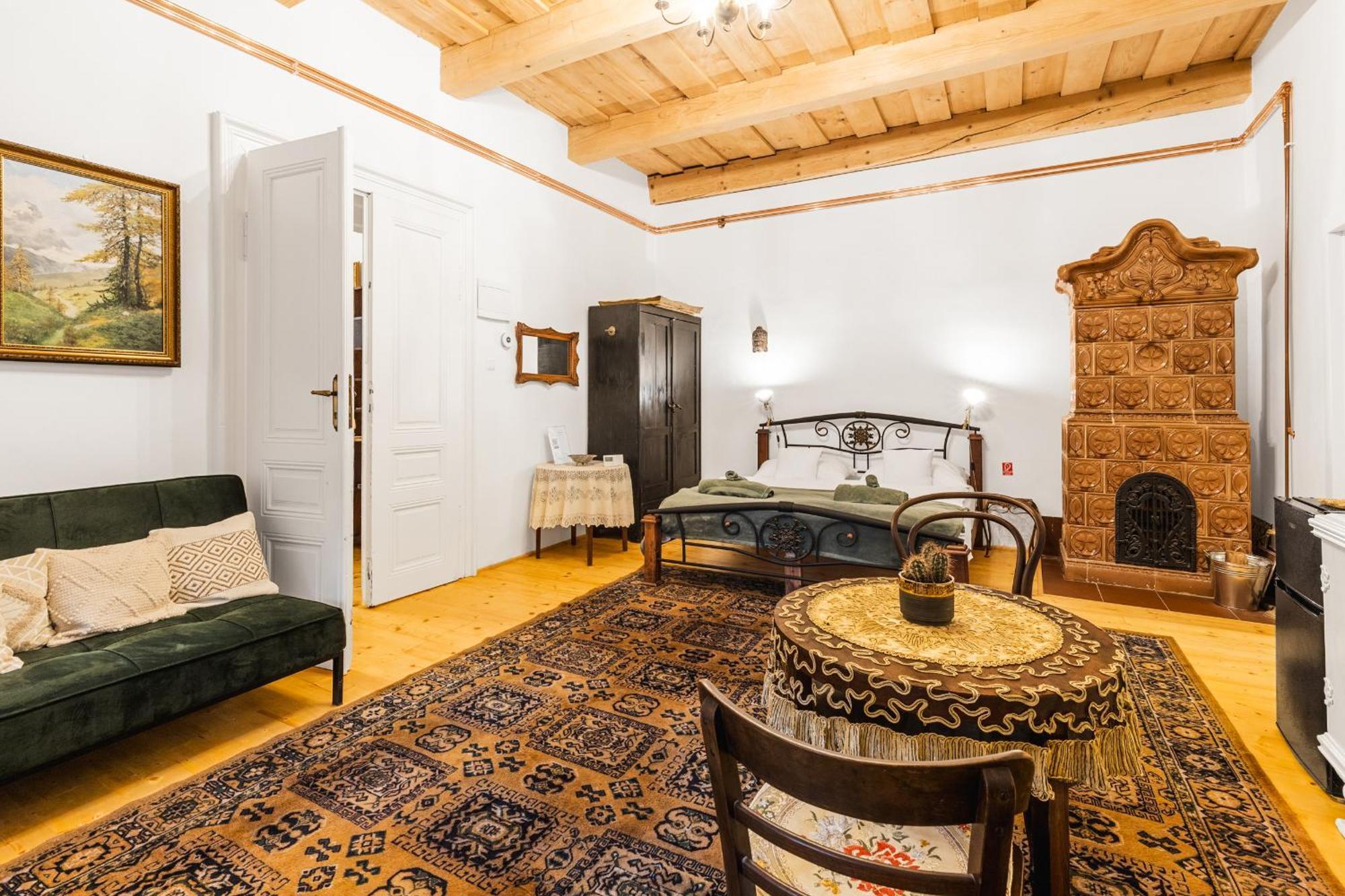 Sovi Dom- Historicke Apartmany Z 19 Storocia, 4Km Od Banskej Stiavnice Svätý Anton Εξωτερικό φωτογραφία