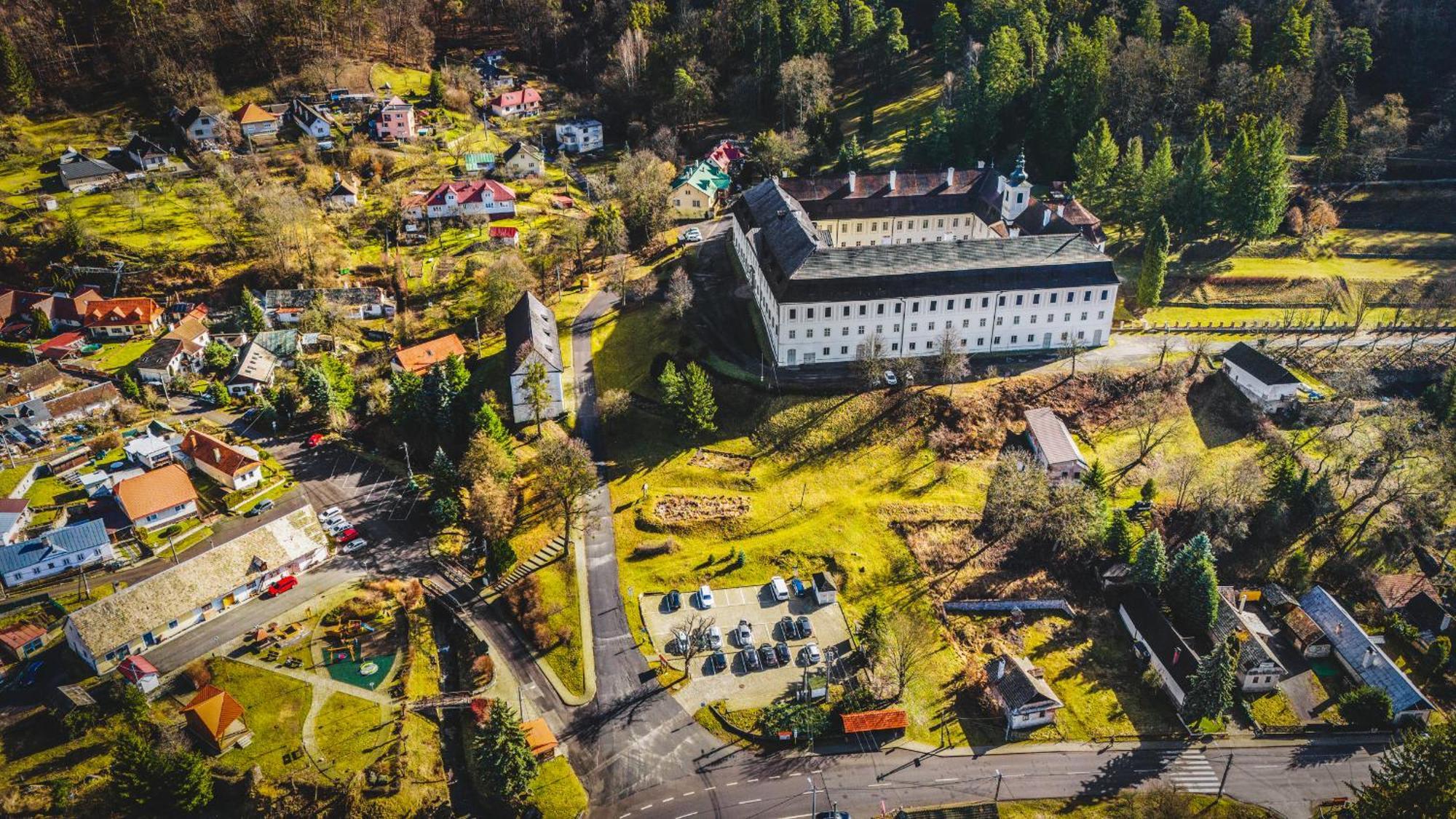 Sovi Dom- Historicke Apartmany Z 19 Storocia, 4Km Od Banskej Stiavnice Svätý Anton Εξωτερικό φωτογραφία